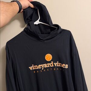 Vineyard Vines longsleeve with hoodie